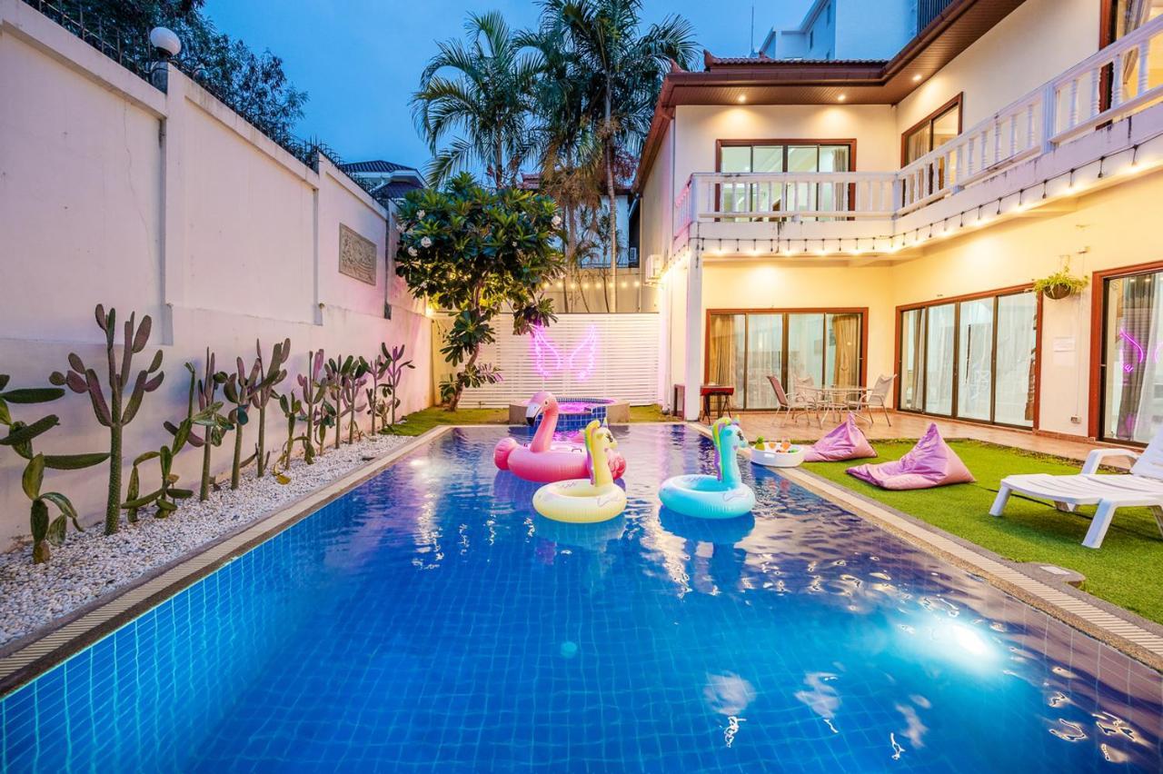 Fairy Hill Pool Villa Паттайя Экстерьер фото